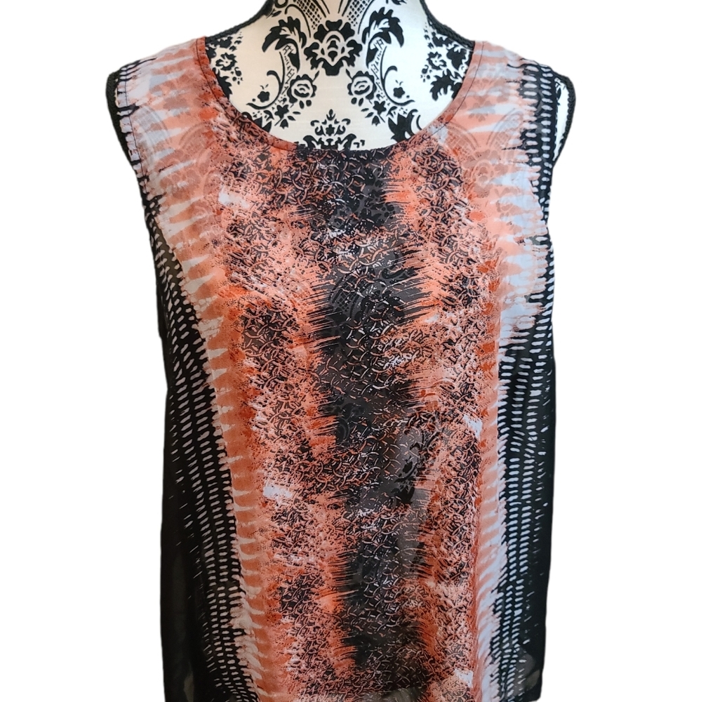Love & legend sheer front high low tank